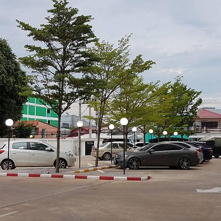The Paradiso Jk Design Hotel Nakhon Sawan Εξωτερικό φωτογραφία