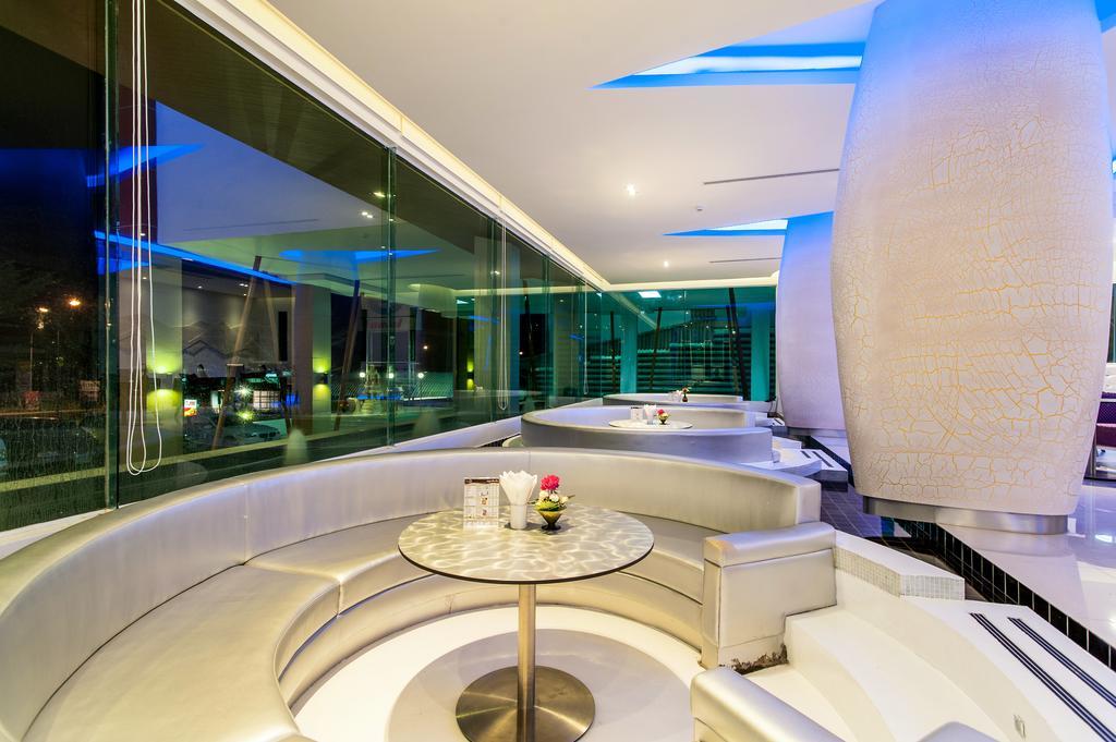 The Paradiso Jk Design Hotel Nakhon Sawan Εξωτερικό φωτογραφία