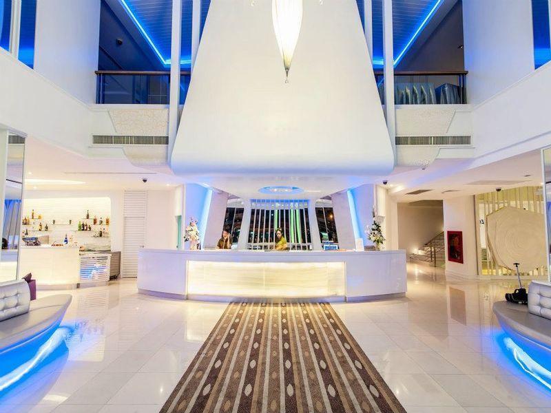 The Paradiso Jk Design Hotel Nakhon Sawan Εξωτερικό φωτογραφία
