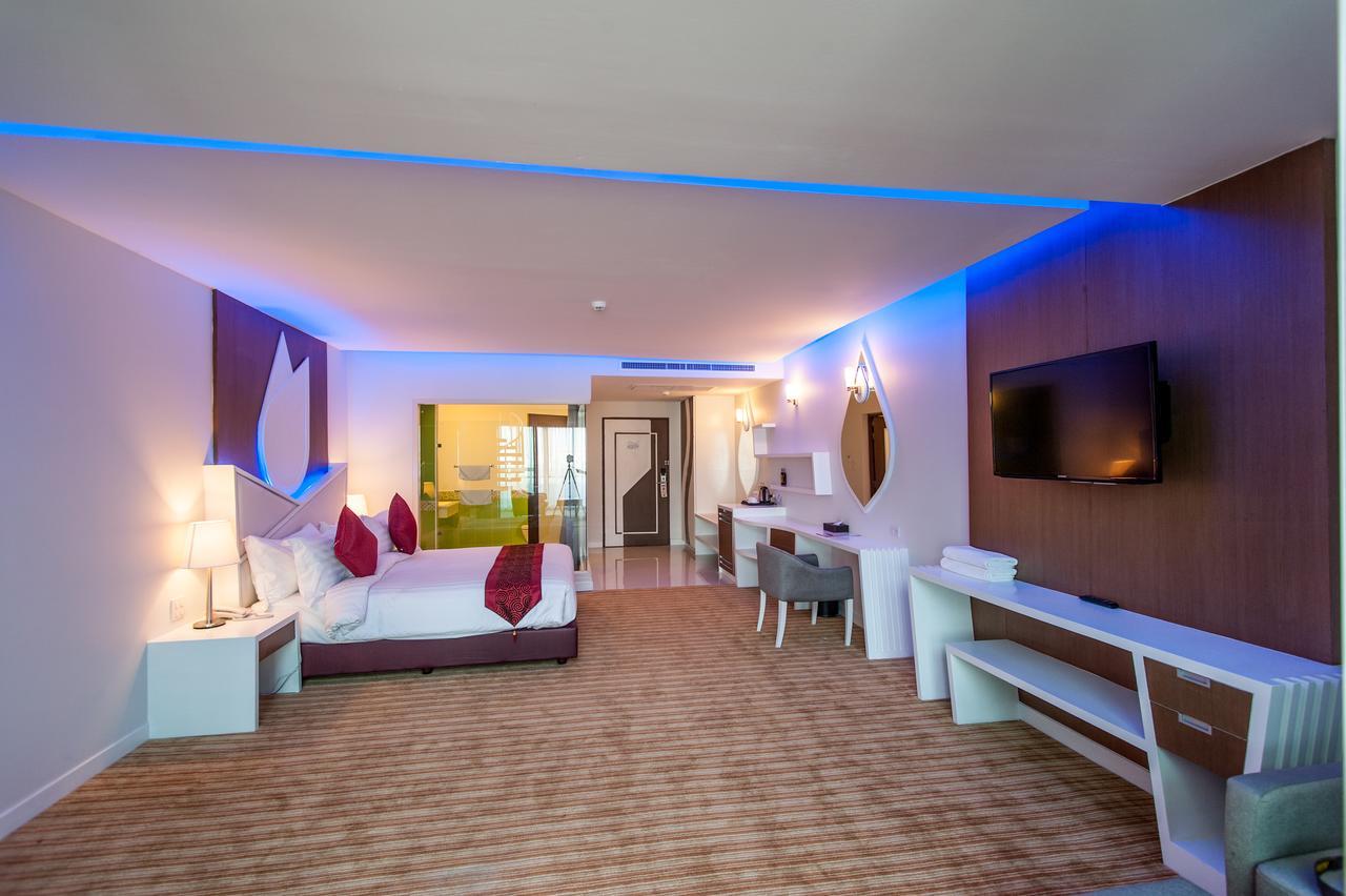 The Paradiso Jk Design Hotel Nakhon Sawan Εξωτερικό φωτογραφία