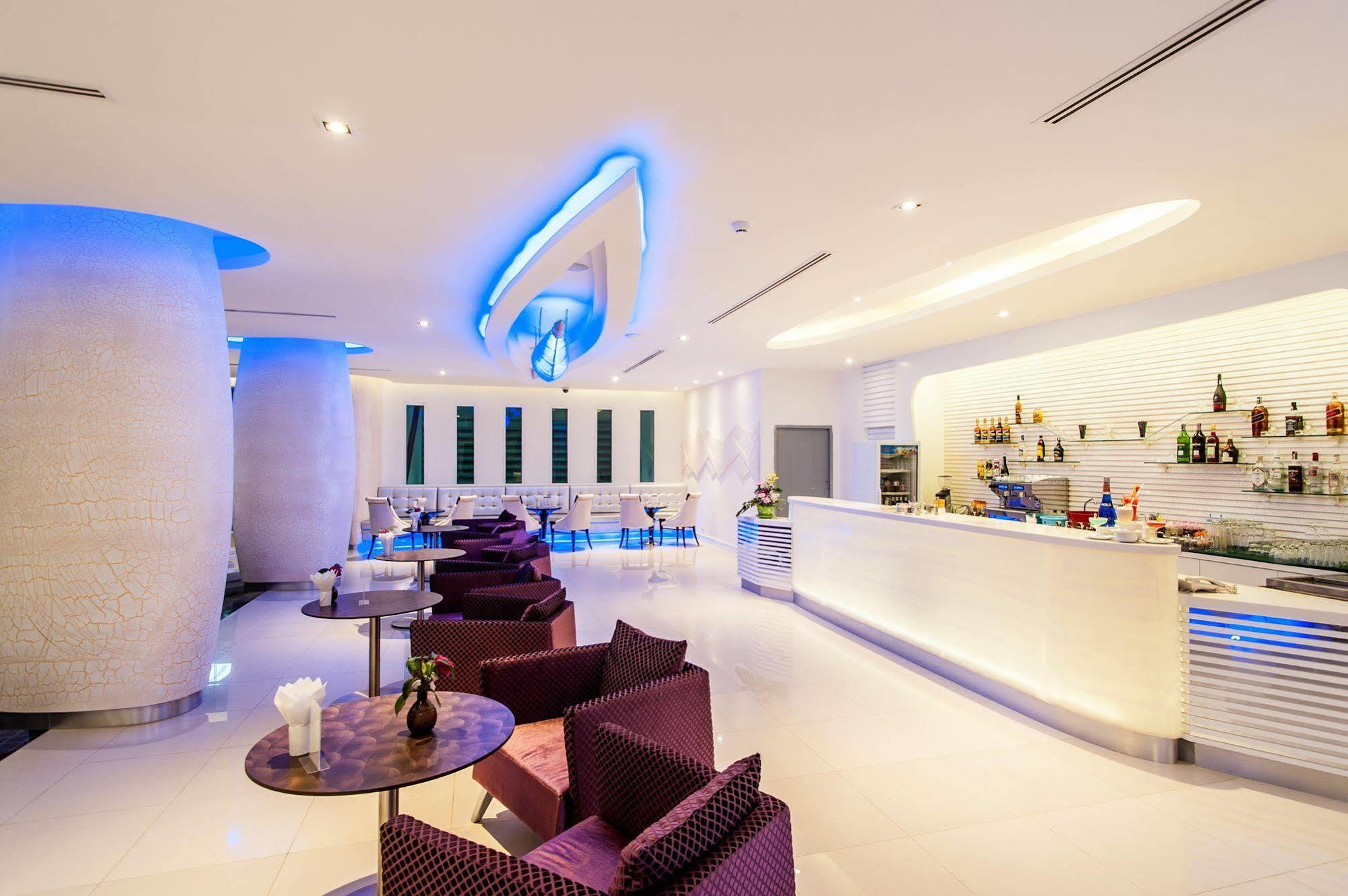 The Paradiso Jk Design Hotel Nakhon Sawan Εξωτερικό φωτογραφία